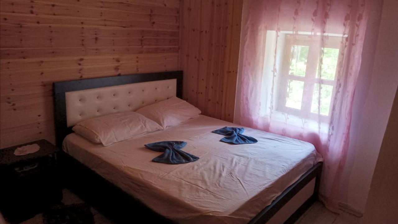 Hotel Bujtina Carku Theth Zewnętrze zdjęcie