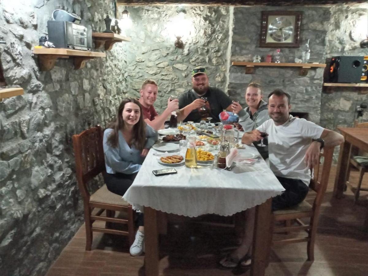 Hotel Bujtina Carku Theth Zewnętrze zdjęcie