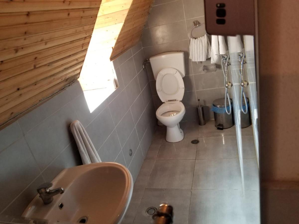 Hotel Bujtina Carku Theth Zewnętrze zdjęcie
